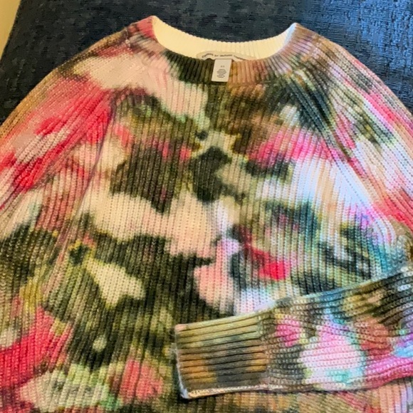 Pink and green tye-dyed cotton sweater - Picture 2 of 6